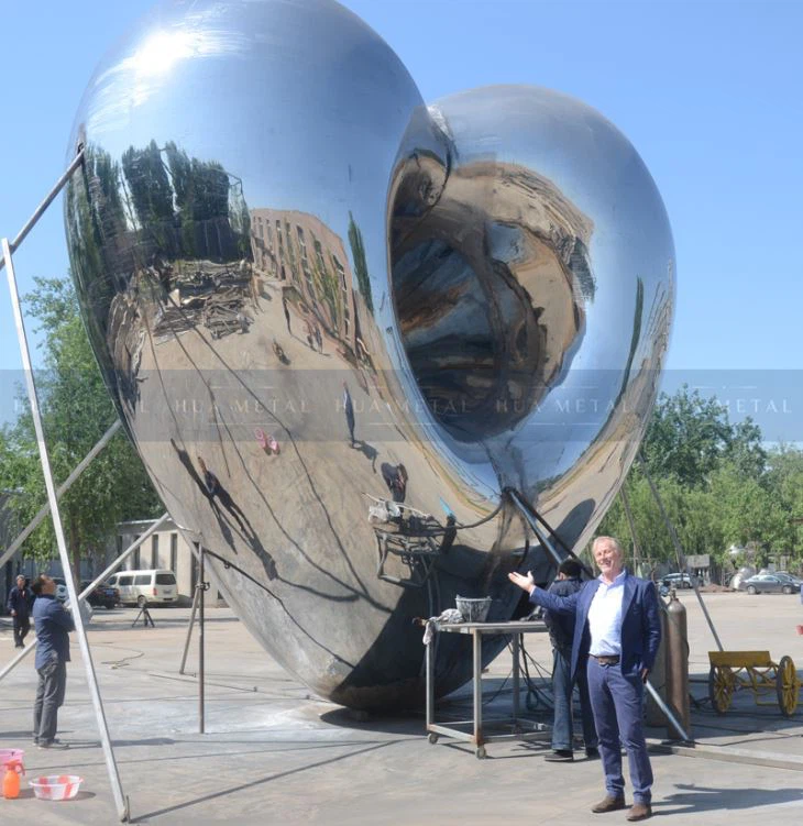 China-stainless-steel-sculpture-fabrication-surface polishing